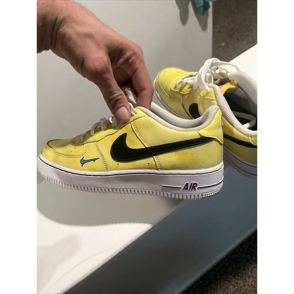 Nike good used